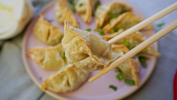 Crispy air-fried gyoza cooked straight from frozen.