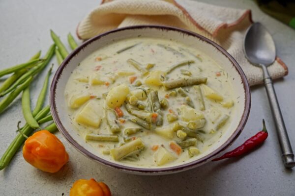 Green bean soup in a bowl, ready to enjoy.